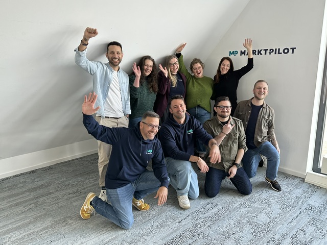 MARKT-PILOT team celebration